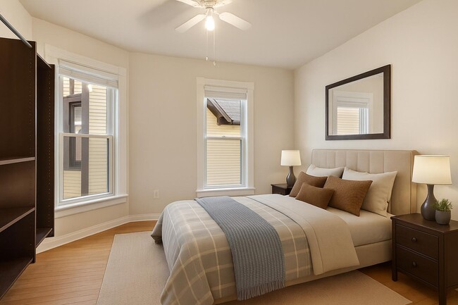 Building Photo - 1115 E Knapp St