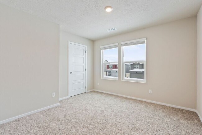 Building Photo - 20601 E Mdw Spg Lp