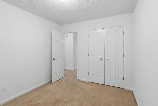 Building Photo - 2915 Greyhawk Ln