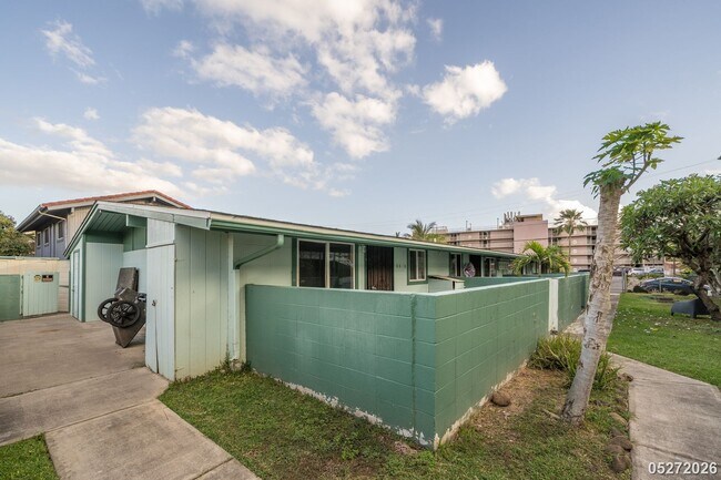 Building Photo - 68-058 Akule St. Unit D