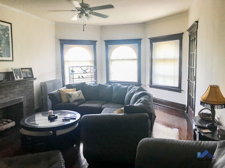 Building Photo - 1703-13 Ridge Ave.