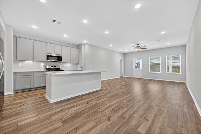 Building Photo - 8489 Sweet Cherry Ln