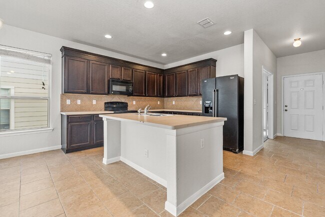 Building Photo - 5938 Cielo Ranch