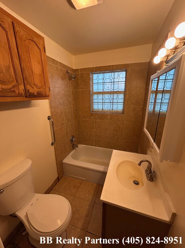 Building Photo - 7419 East 131st St S