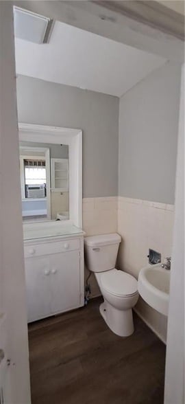 Building Photo - 3012 Felix St