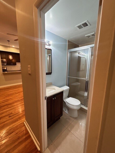 Bathroom - 1302 Rodman St