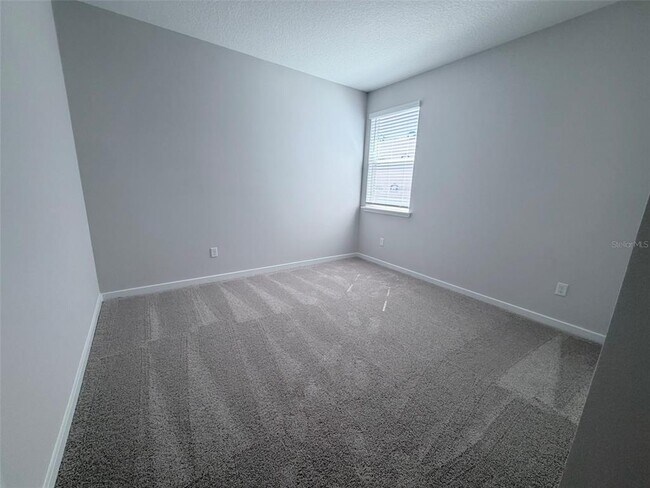 Building Photo - 36 Perseus Ave