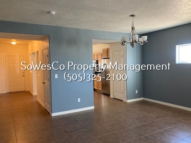 Building Photo - Beautiful Newer 3 Bedroom Home w/ Garage