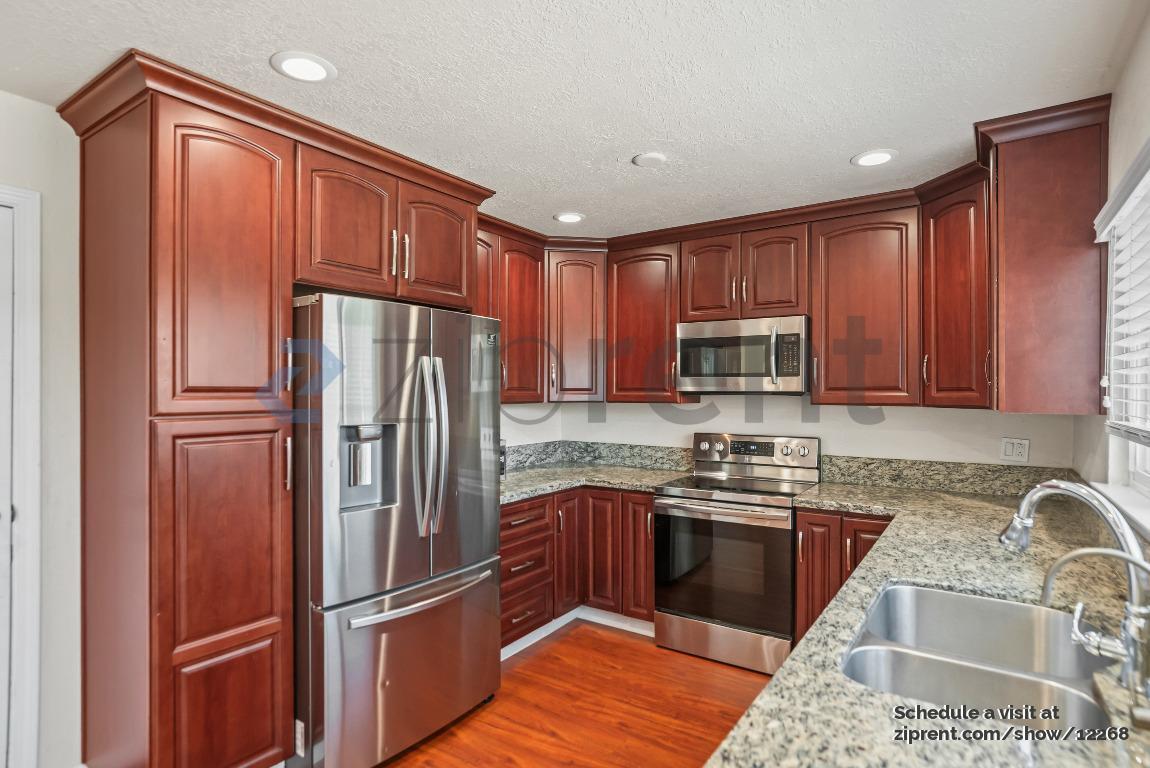 Building Photo - 3418 Sagewood Ln