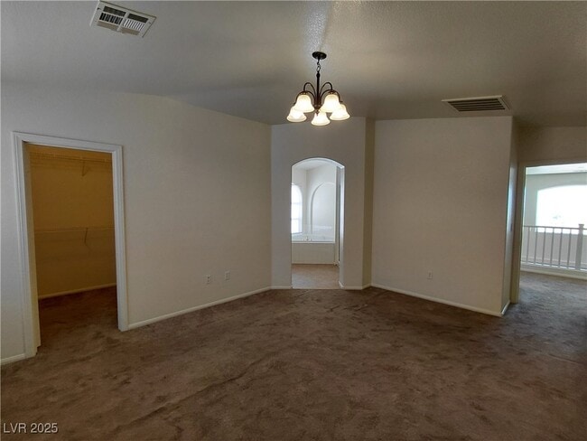 Building Photo - 452 Crocus Hill St