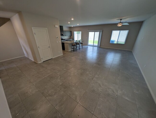 Building Photo - 3752 Andorian Ave