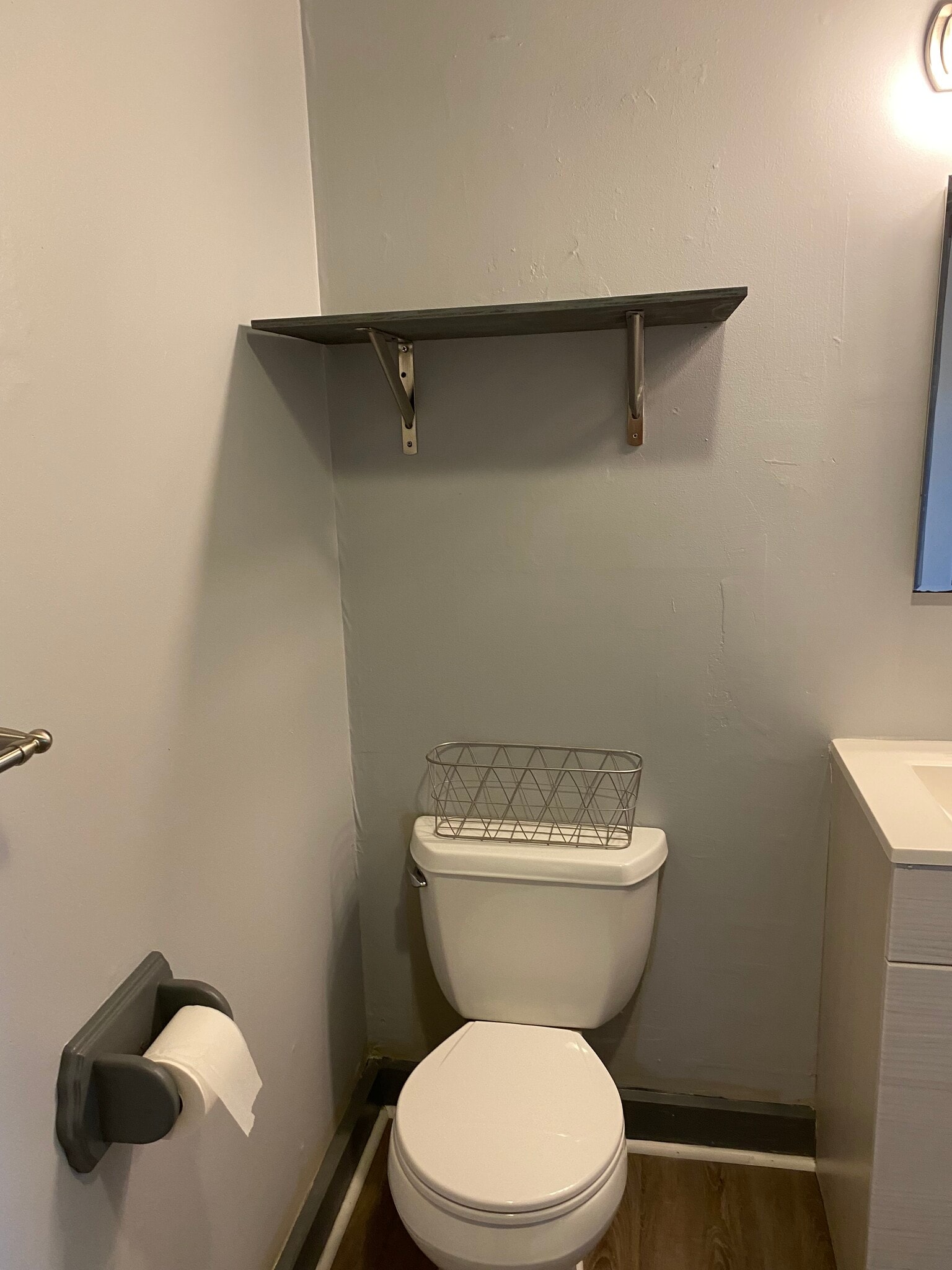 Building Photo - 95 Hall Ave