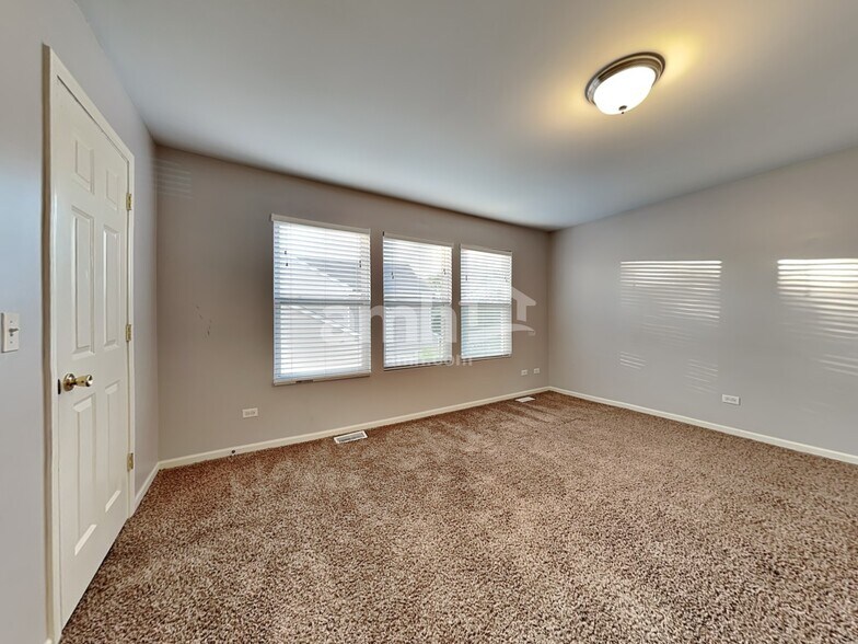 Building Photo - 3609 Old Renwick Trl