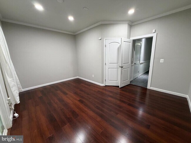 Building Photo - 803 Woodstream Blvd