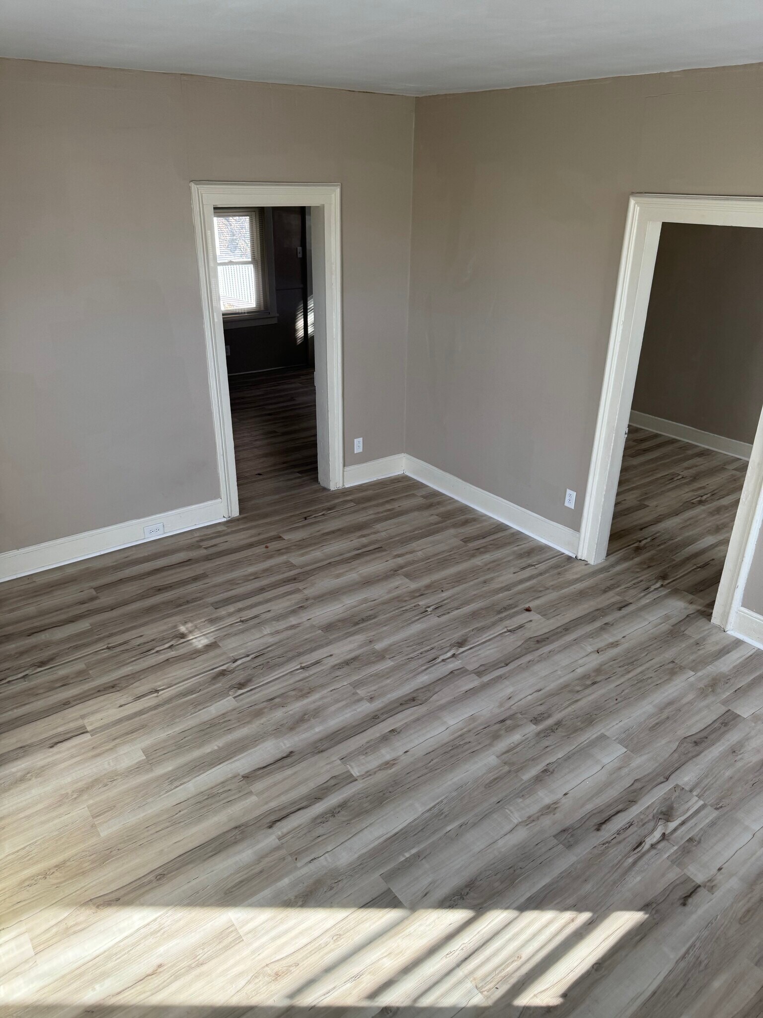 Building Photo - 1832 Franklin Ave