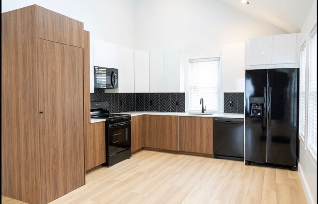 Primary Photo - Newly Constructed Single-Family Home For R...