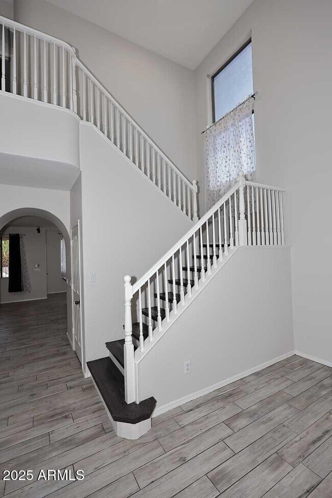Building Photo - 18443 W Paseo Way