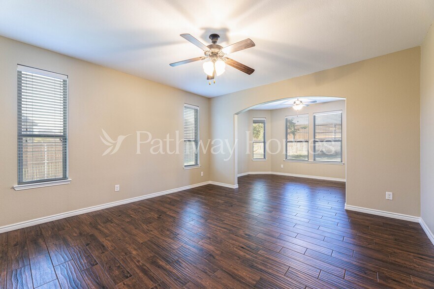 Building Photo - 119 Highwood Ave