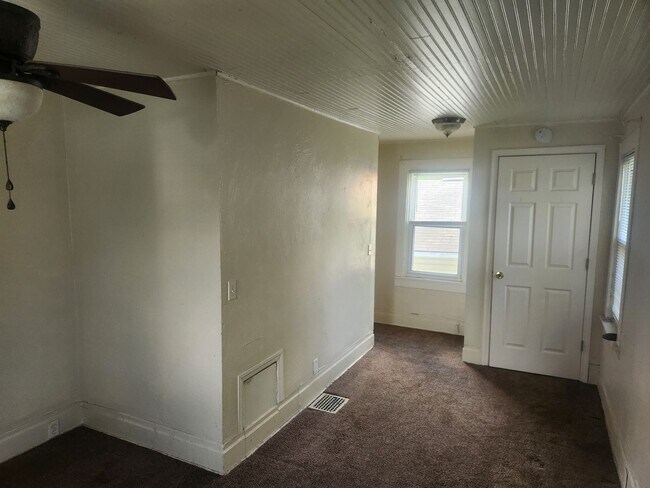 Building Photo - 1726 Ridge Ave