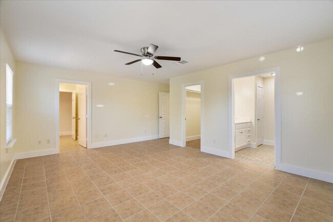 Building Photo - 500 Tillery St