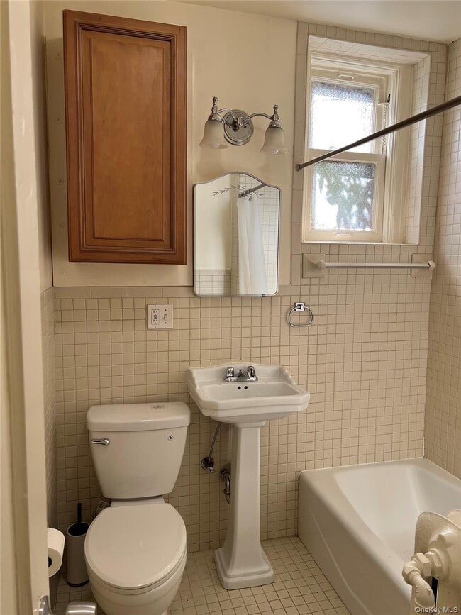 Building Photo - 3461 Irwin Ave