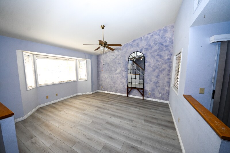 Building Photo - 25708 Oak Ct