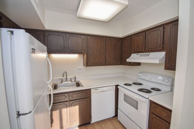 Building Photo - 6-1 Aspen Way