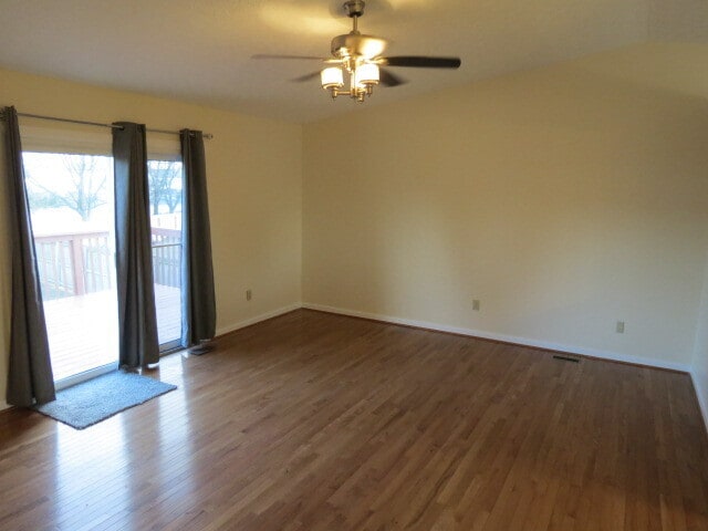 Building Photo - 4018 Cailin Dr