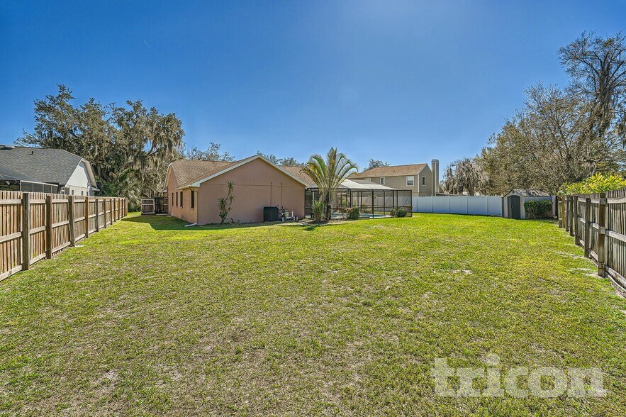 Building Photo - 3213 Stevenson St