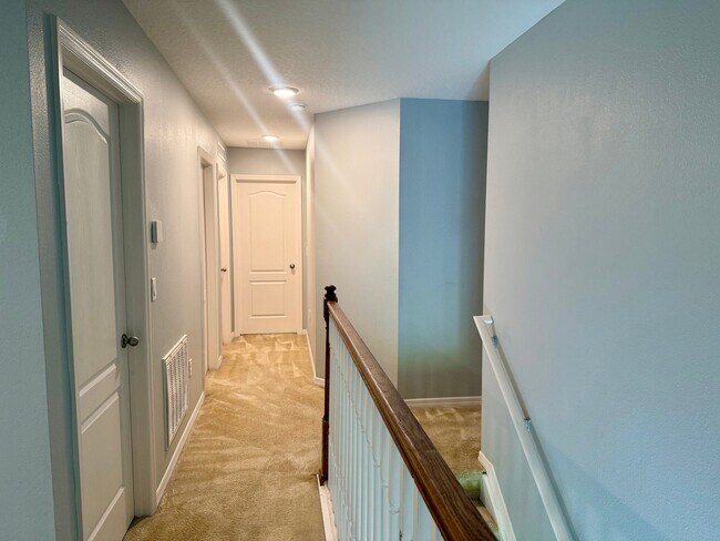 Building Photo - 2213 Canyon Breeze Ave