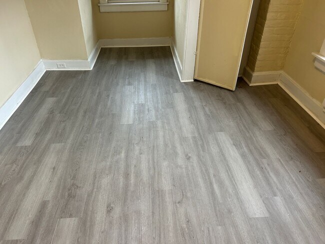 Building Photo - 2681 E 126th St