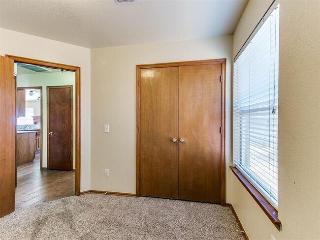 Building Photo - 4100 Kent St