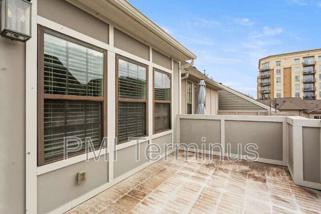 Building Photo - 609 Broadview Terrace NE