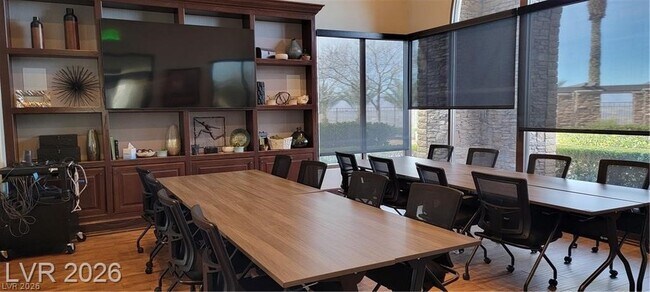 Building Photo - 2909 Valvent Ct