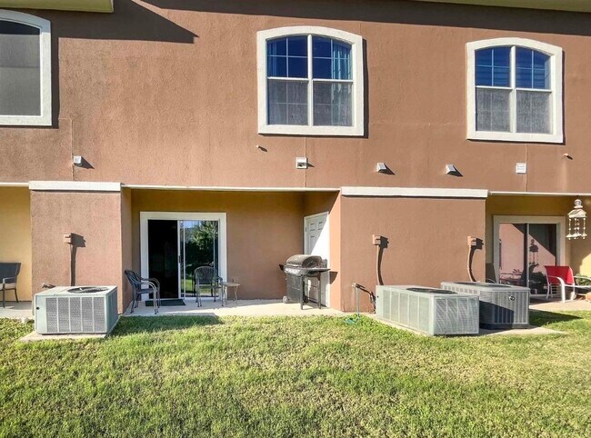 Building Photo - 2619 San Isidro Pkwy