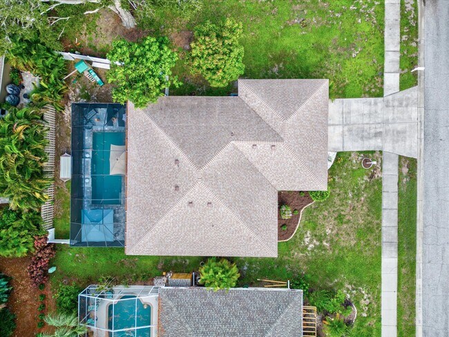 Building Photo - 5884 Milton Ave