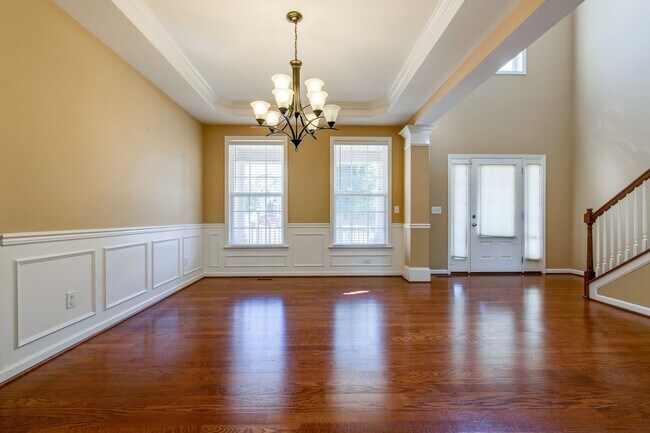 Building Photo - AVAILABLE NOW. 4 Bedroom 3 Bath. Over 3,000 square feet at  Providence Place.  Close to everythin...