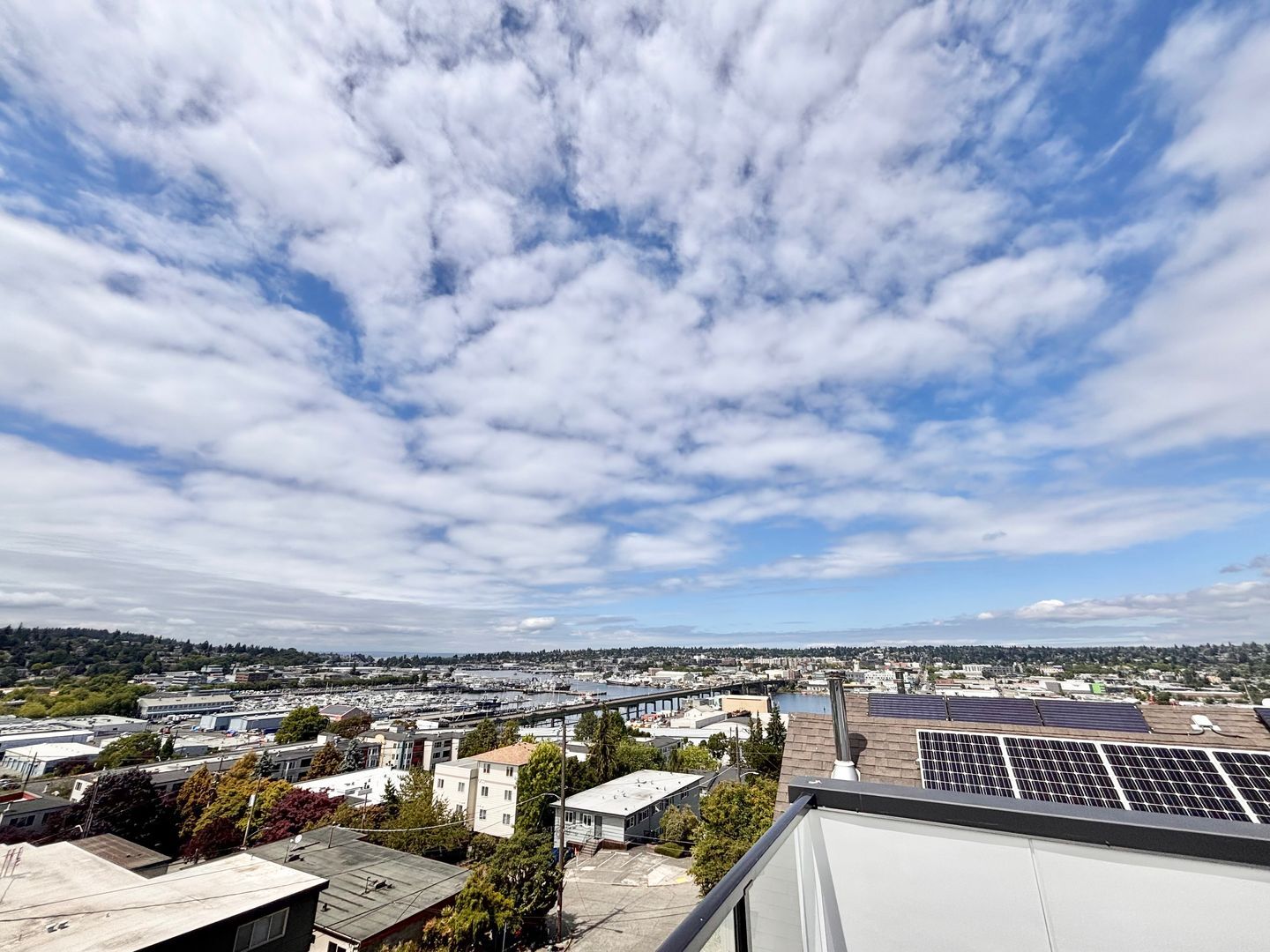 Building Photo - 3646 13th Ave W