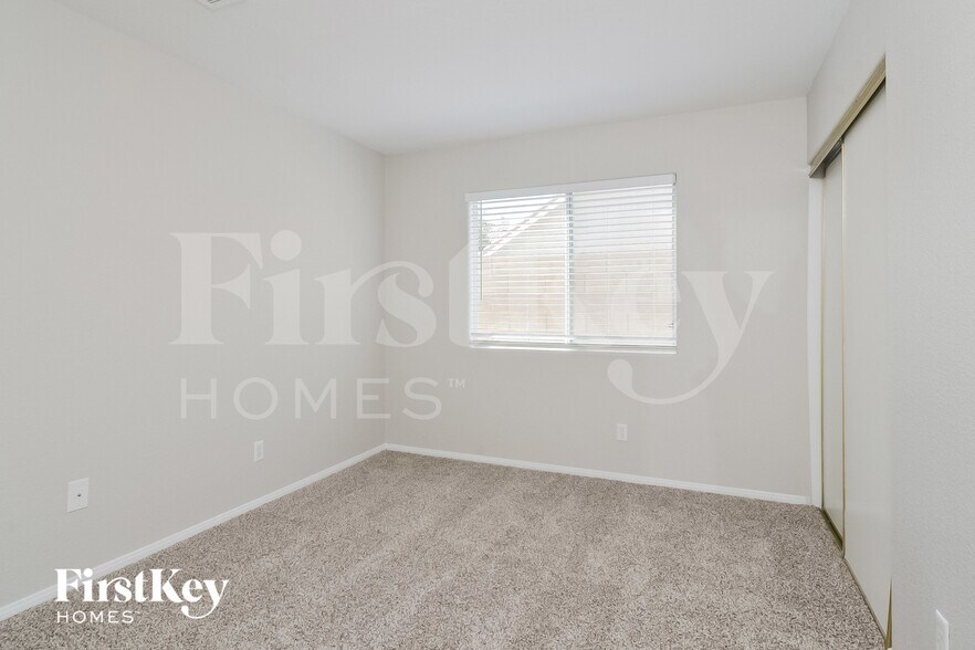 Building Photo - 107 Workman Ct