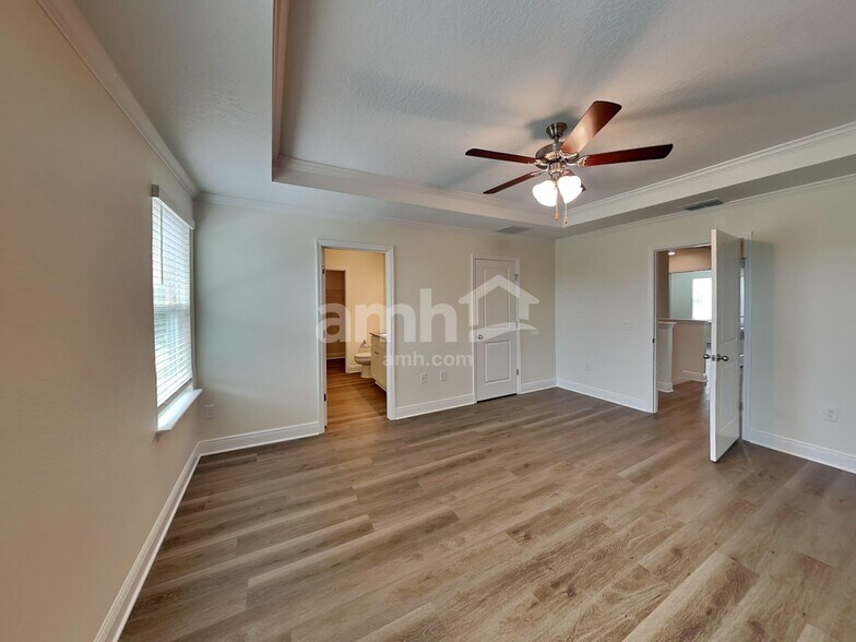 Building Photo - 1124 Heavenly Dr