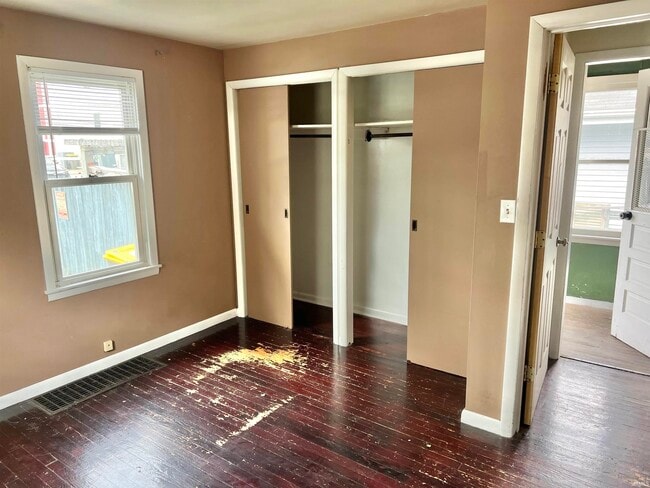 Building Photo - 1109 N Indiana Ave