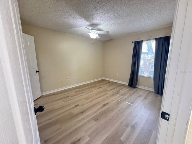 Building Photo - 615 Dory Ln
