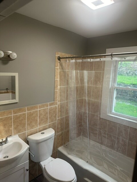 Building Photo - 64 Maplewood Ave