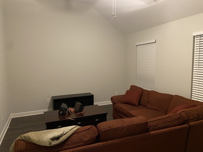 Building Photo - 2635 Cason Ln