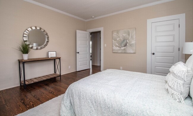 Building Photo - Exclusively Offered By Muse Realty Rentals, LLC