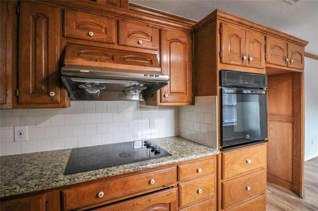 Building Photo - 2213 Shady Brook Dr