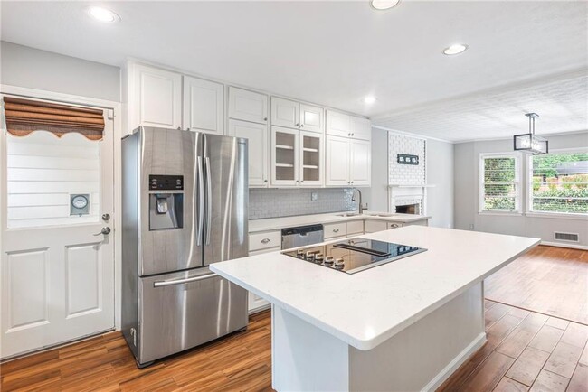 Building Photo - 5334 Harris Cir