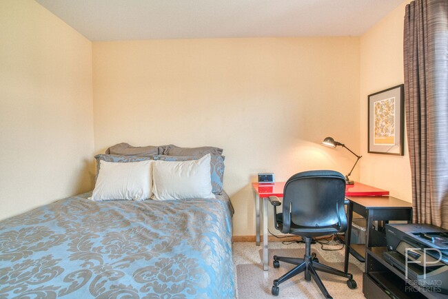 Building Photo - Top Floor and Updated Home with Great View...