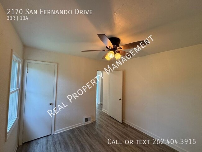 Building Photo - 2170 San Fernando Dr