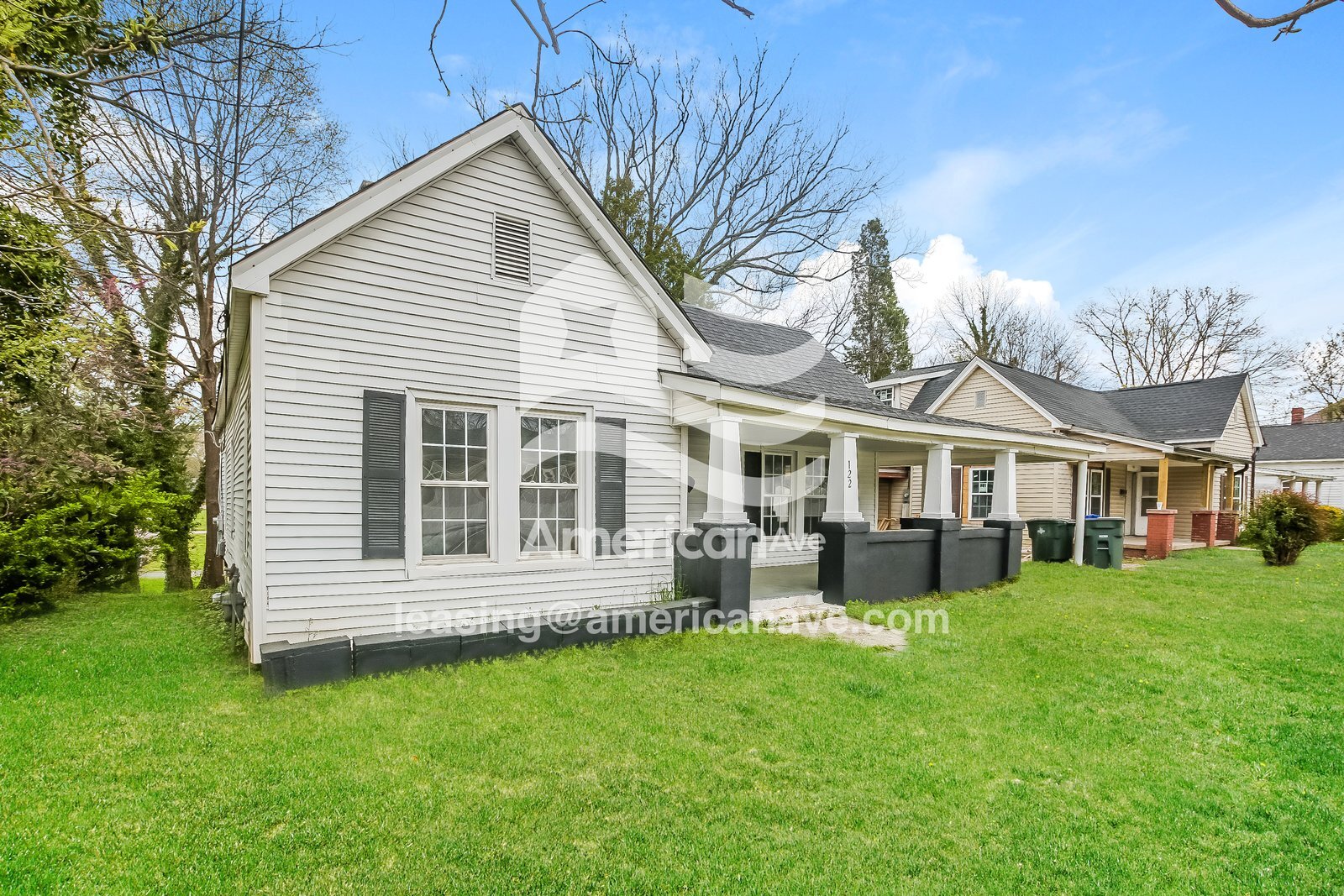 Building Photo - 122 W 12th St